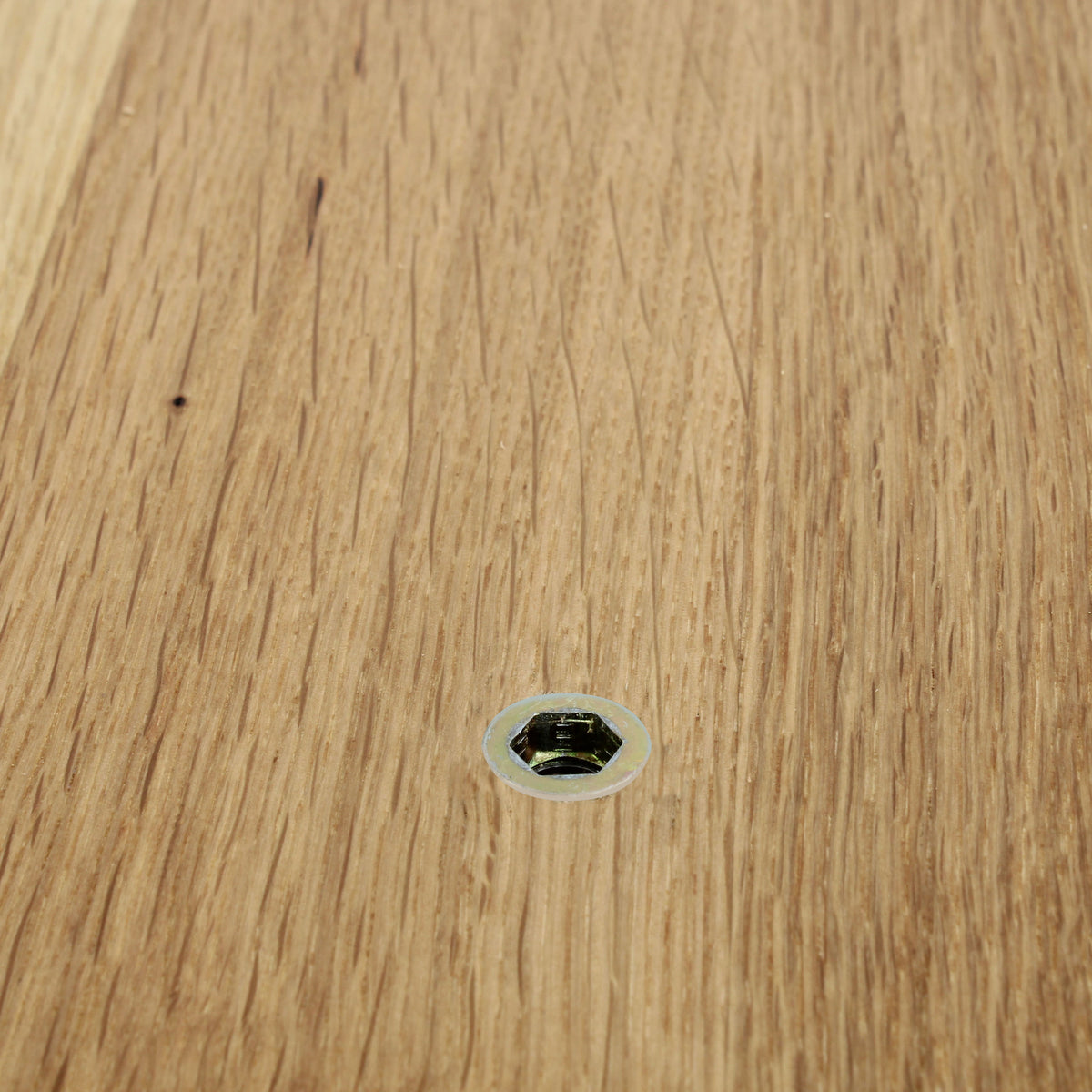 Schraubenset mit Gewindeeinsatz